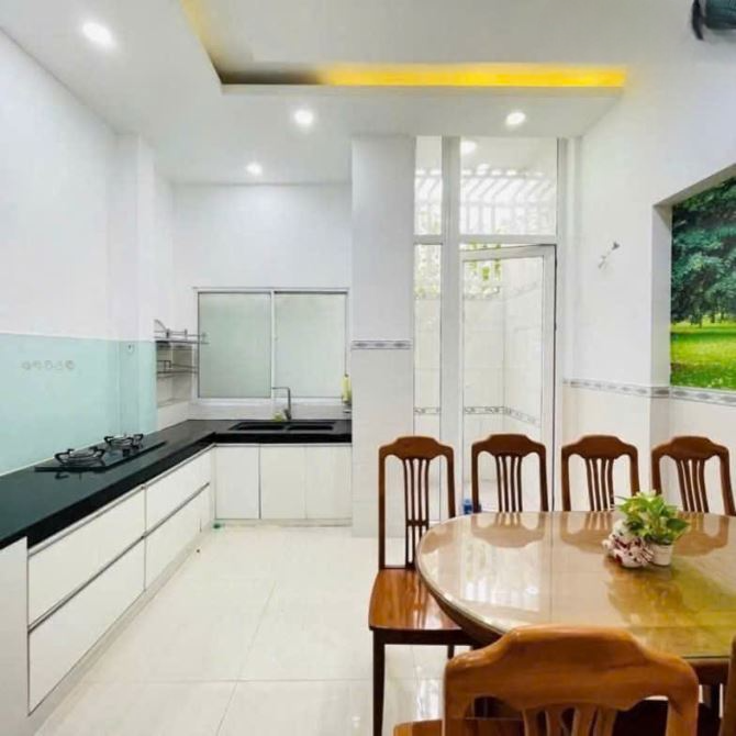Bán nhà Nhất Chi Mai, Tân Bình / 52m2 / 2 tỷ 450 triệu / sổ hồng riêng
