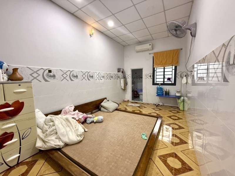 Bán nhà Hoàng Bất Đạt phường 15 Tân Bình