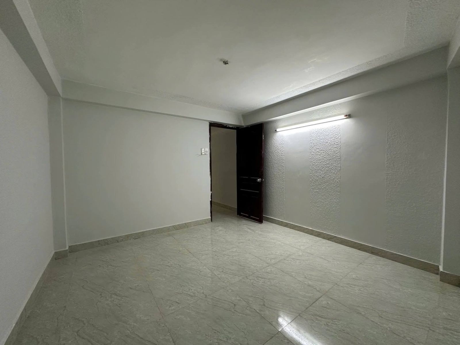 BÁN NHÀ HUỲNH VĂN NGHỆ, PHƯỜNG 15, QUẬN TÂN BÌNH