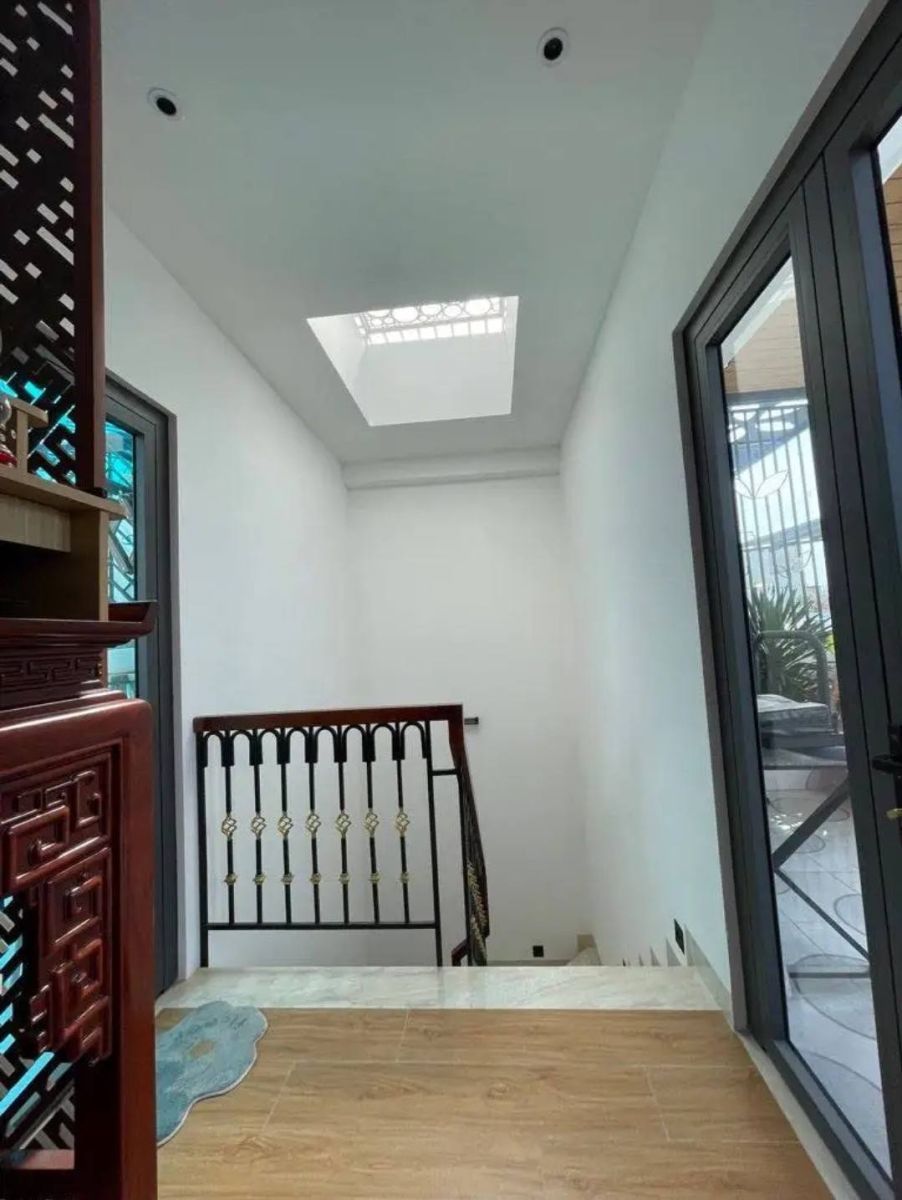 NHÀ NGUYỄN PHÚC CHU, P.15 TÂN BÌNH – 4 TẦNG – XE ĐỂ TRONG NHÀ