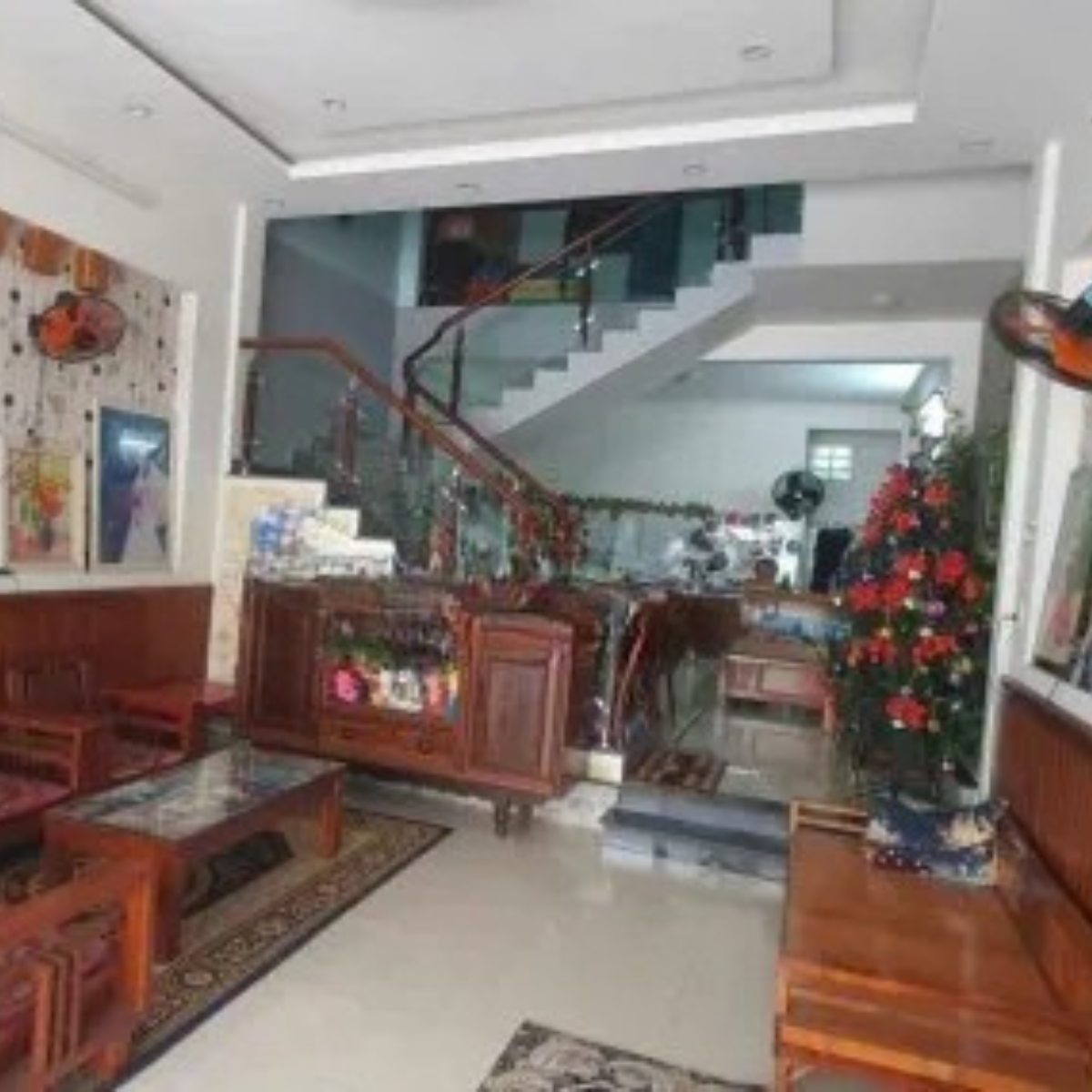 HÀNG SIÊU HIẾM - XE HƠI NGỦ TRONG SÂN NGAY KẾ BÊN TTHC, Quận TÂN PHÚ chỉ 7.99 tỷ