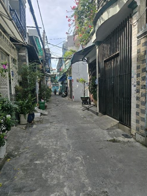 Chính chủ kẹt tiền ngân hàng cần bán gấp nhà 2 tầng, 40m2, Thạch Lam, Tân Phú – Chỉ 4 tỷ