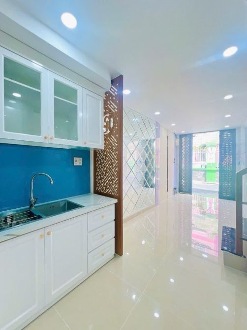 Mặt tiền Nguyễn Cảnh Tuân, Tân Phú, 3 tầng DTSD 31m2 sổ nở hậu hoàn công đủ, nhỉnh 3 tỷ