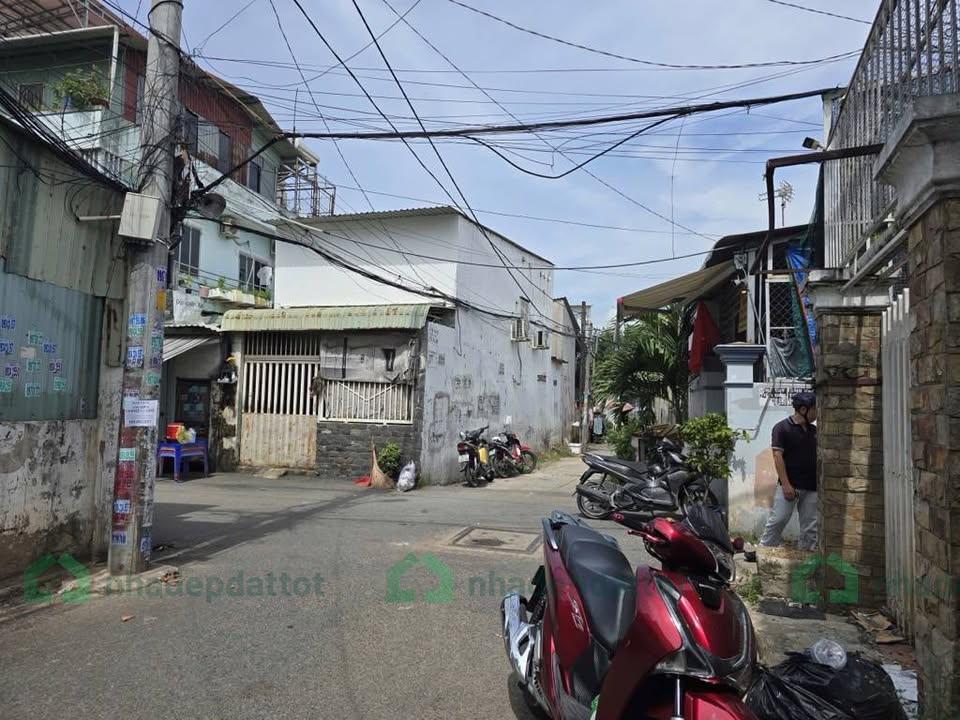 Đất gần chợ Tam Bình,  trung tâm Thủ Đức 66m2, giá 6,2 tỷ