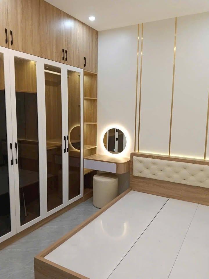 Nhà mới xây 1 trệt 2 lầu, sát Khu Đô Thị Đông Tăng Long – Quận 9