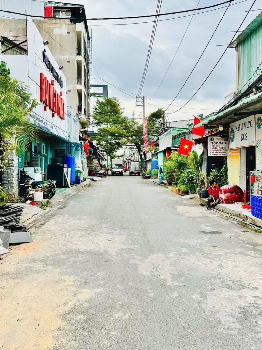 Nhà 1 lửng 3 lầu + Thang máy full nội thất cao cấp hẻm 1 trục 10m Hà Huy Giáp - Sát cầu An Lộc