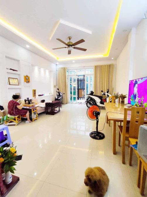 Bán gấp nhà mới đẹp 4 tầng, 96m2, hẻm 5m Nguyễn Duy Trinh, Bình Trưng Tây, Q.2 giá đầu tư
