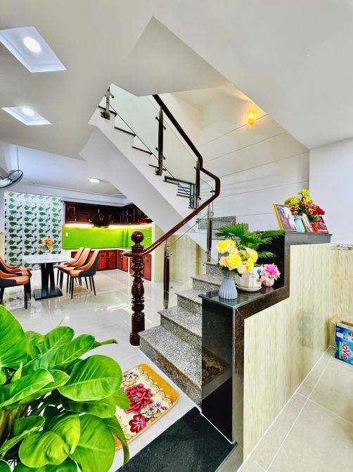 Bán nhà đang cho thuê 18tr/ tháng ngay Phạm Văn Đồng, Thủ Đức/ 2 tỷ 560tr/ 75m2,Sổ riêng