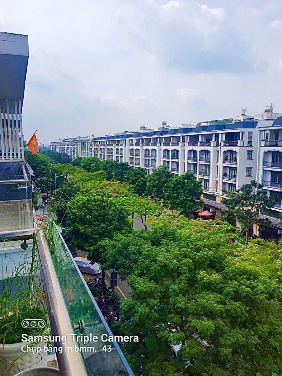 Bán nhà mặt tiền Nguyễn Thị Nhung – KĐT Vạn Phúc City, giá tốt 28,5 tỷ (có thương lượng)