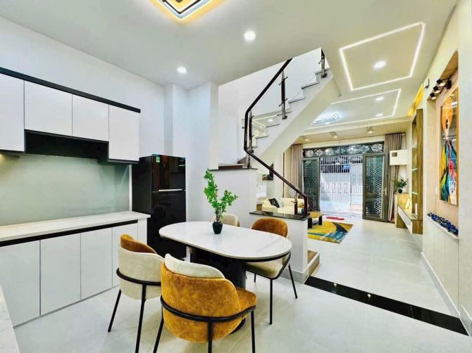 Bán nhà Hiệp Bình, Thủ Đức, 55m2 chỉ 2 tỷ 620, 3 tầng, sổ hồng riêng