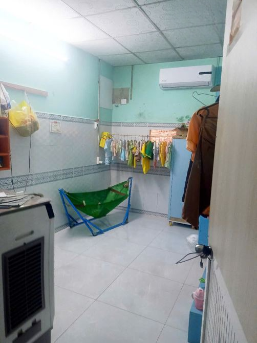 Bán nhà Long Phước, Thủ Đức, 106m, ngang 5,6m, ba gác, giá chỉ 2,45 tỷ.