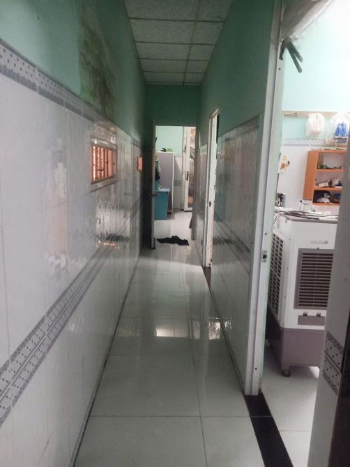 Bán nhà Long Phước, Thủ Đức, 106m, ngang 5,6m, ba gác, giá chỉ 2,45 tỷ.