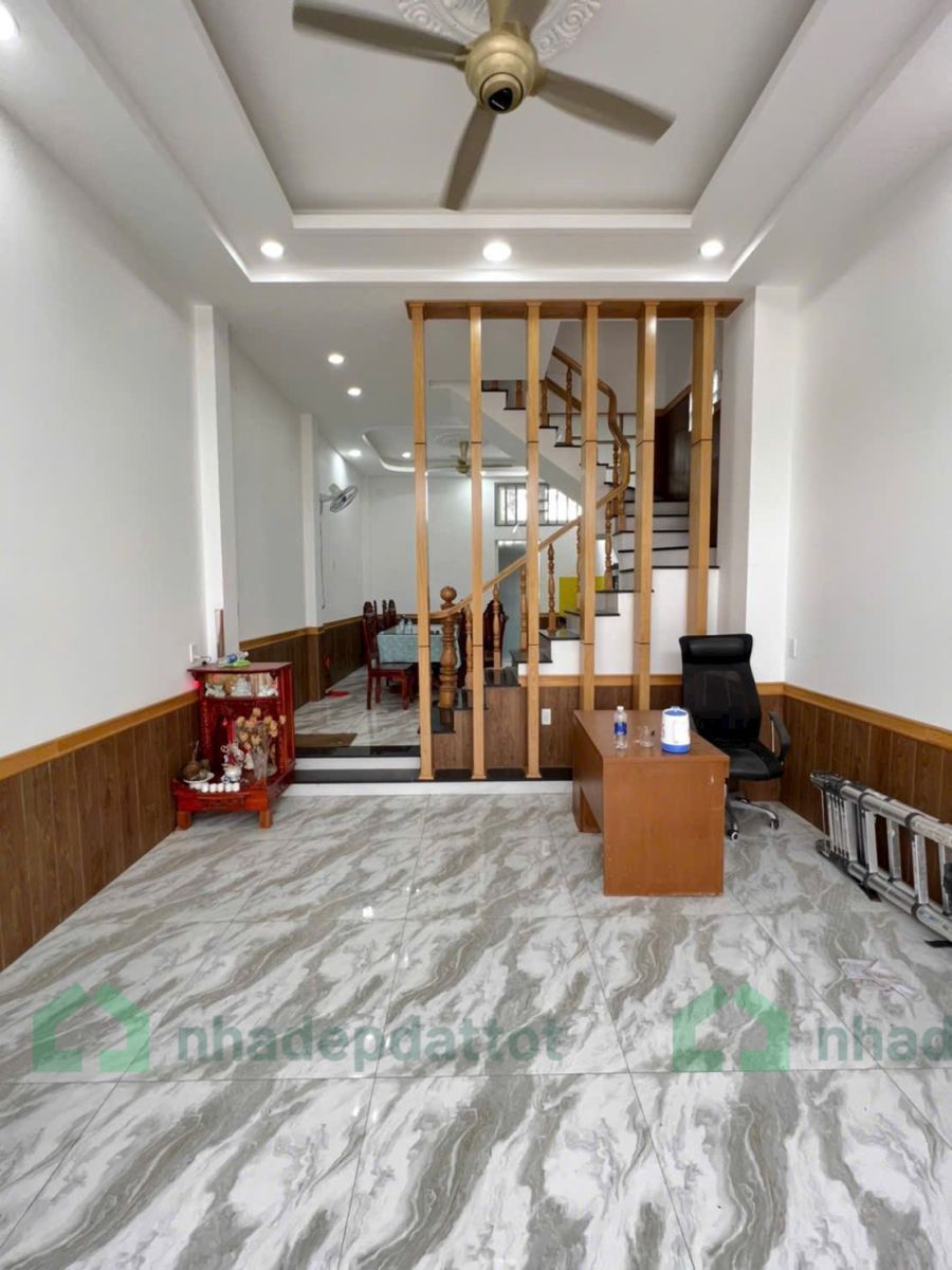 Nhà mặt tiền đường 8, Phường Long Phước - 57m2 - 3,85 tỷ