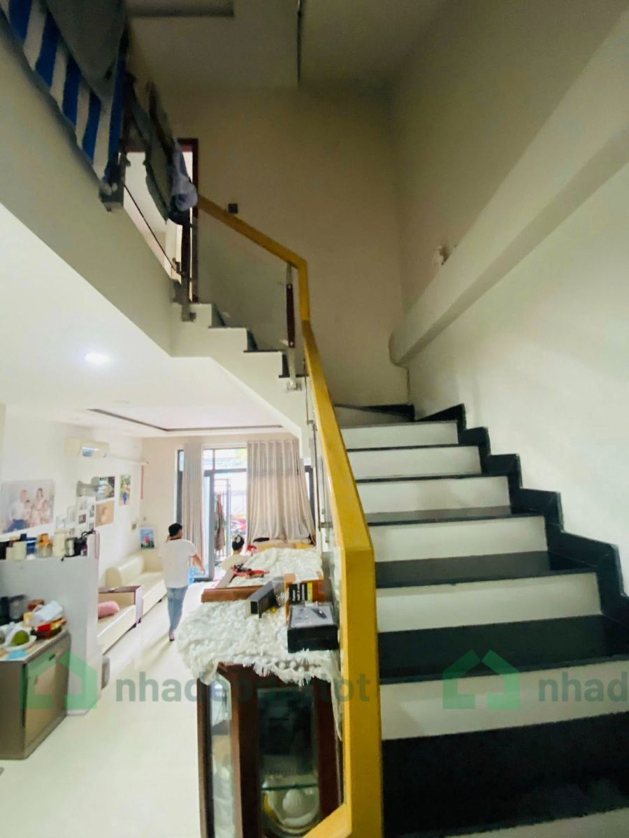 Nhà 3 tầng đẹp Bình Trưng Đông, Thủ Đức  - 51m2 - nhỉnh 5 tỷ