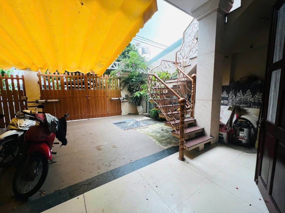 Nhà mái Thái hxh Lê Văn Việt – Phường Tăng Nhơn Phú A – 155m² – Giá 14,5 tỷ