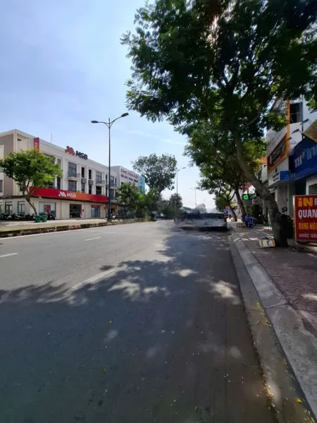 Bán nhà mặt tiền lê văn viêt, phường tăng nhơn phú, hồ chí minh giá 24 tỷ