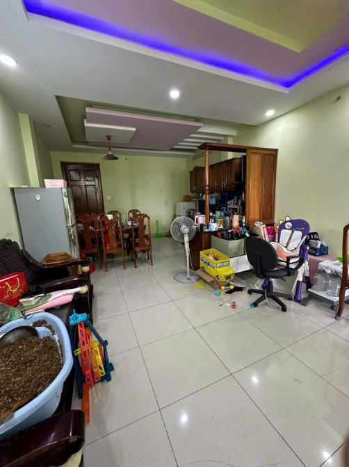 9.3 TỶ - BÁN GẤP NHÀ CẤP 4 (5x21m) MT NHÁNH cách Đường lê văn việt 15m , tp. thủ đức