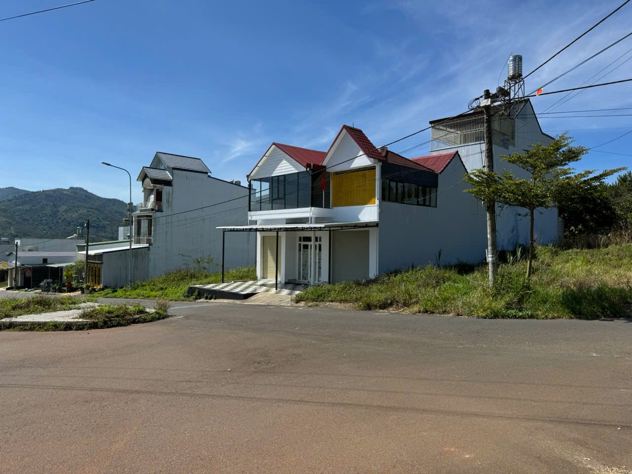 🏢 CHÍNH CHỦ BÁN NHÀ MẶT TIỀN TRUNG TÂM TP BẢO LỘC – GIÁ TỐT CHỐT NHANH 01/2026 (DL)