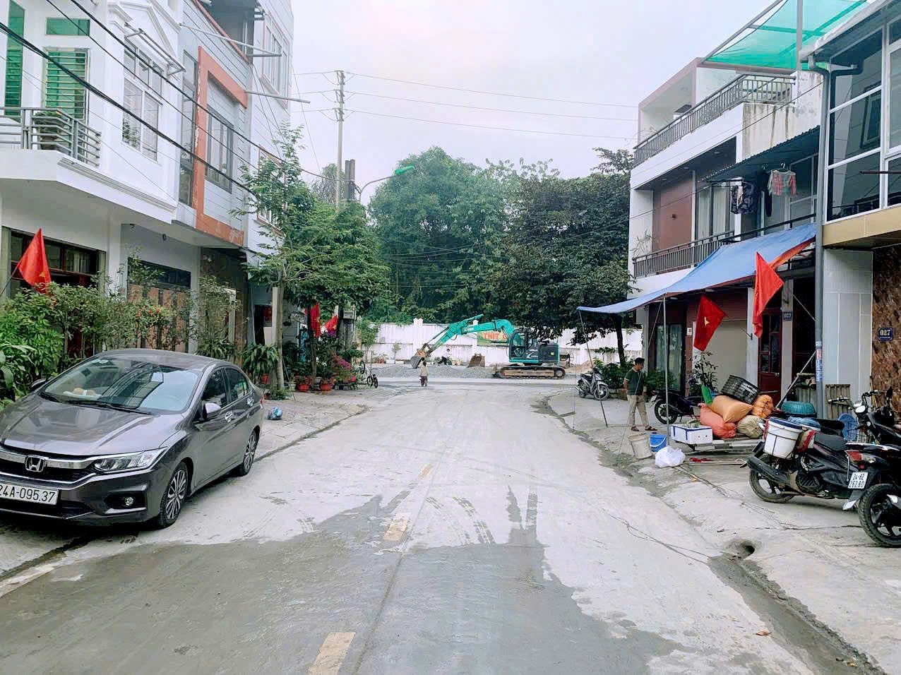 🏠 BÁN NHÀ 3 TẦNG + 1 TUM – ĐƯỜNG THANH PHÚ, KIM TÂN, LÀO CAI