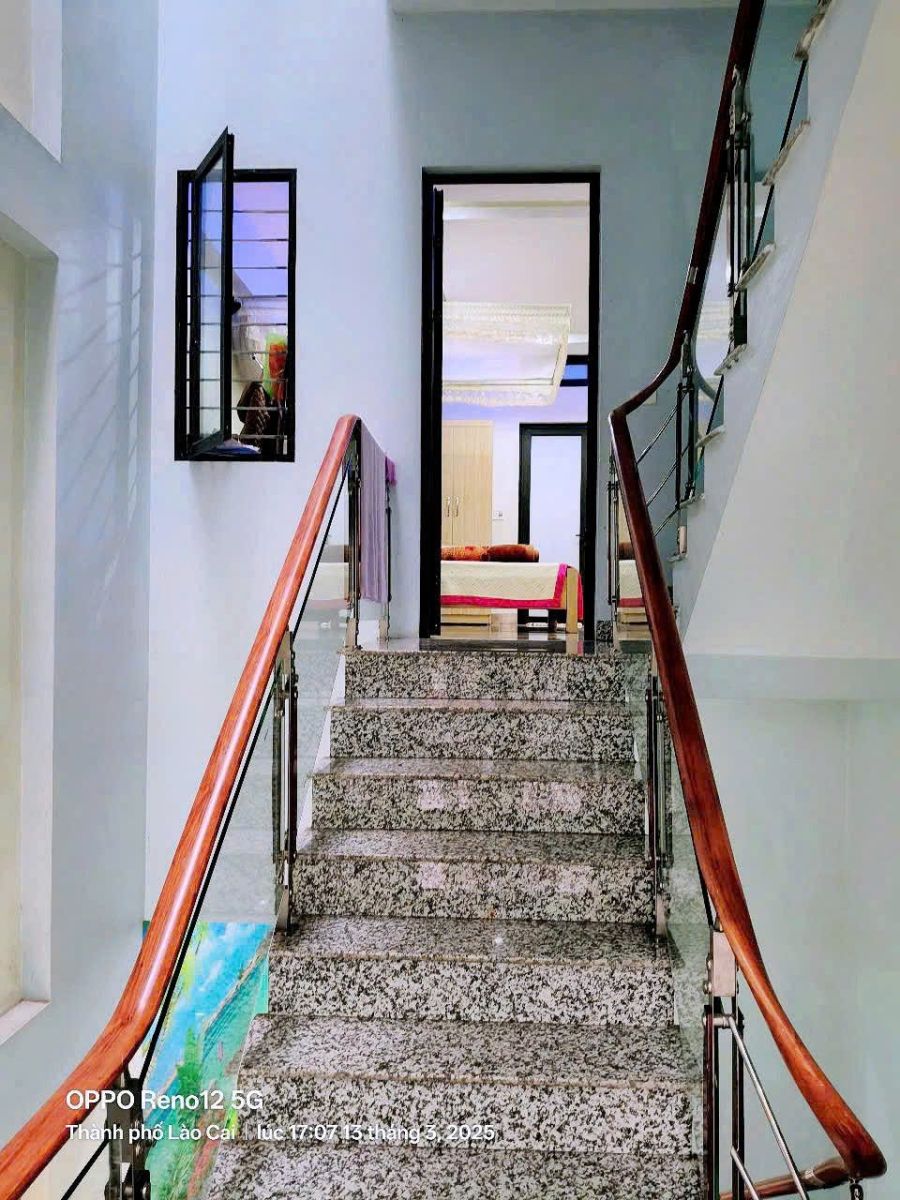 🏠 BÁN NHÀ 3 TẦNG + 1 TUM – ĐƯỜNG THANH PHÚ, KIM TÂN, LÀO CAI