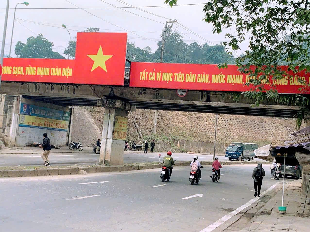🏠 BÁN NHÀ MẶT TIỀN ĐƯỜNG NGUYỄN HUỆ – TRUNG TÂM TP LÀO CAI – GẦN CỬA KHẨU QUỐC TẾ