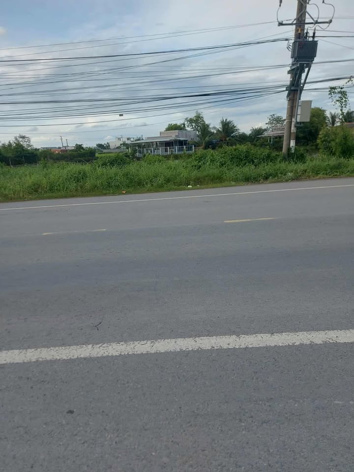NHÀ ĐẦU TƯ ĐỪNG BỎ LỠ! Cơ hội sở hữu 5200M² đất thương mại QL50 - Giá 28 Tỷ (Có Thương Lượng).