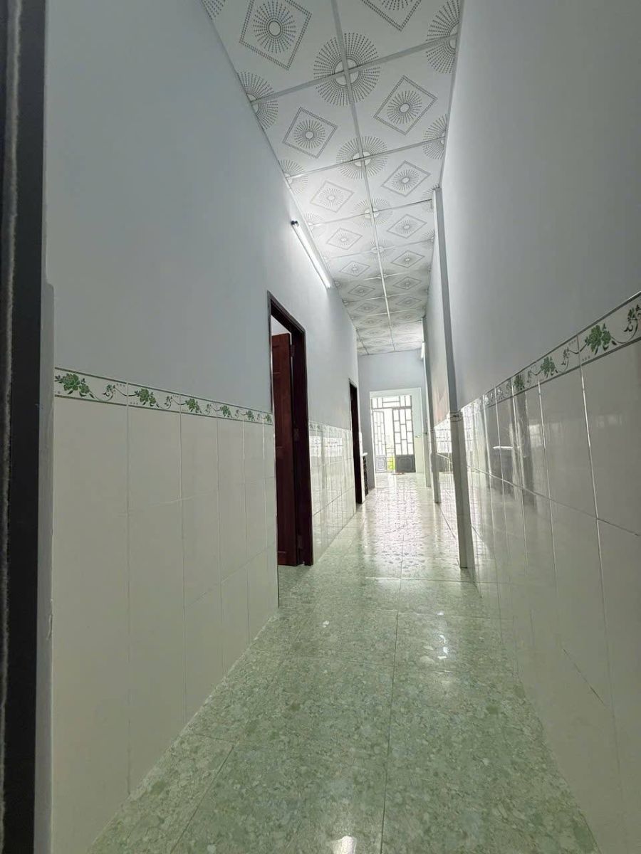 Bán nhà 1 trệt 1 lầu, đường rộng, pháp lý chuẩn - Nhà Đẹp Đất Tốt