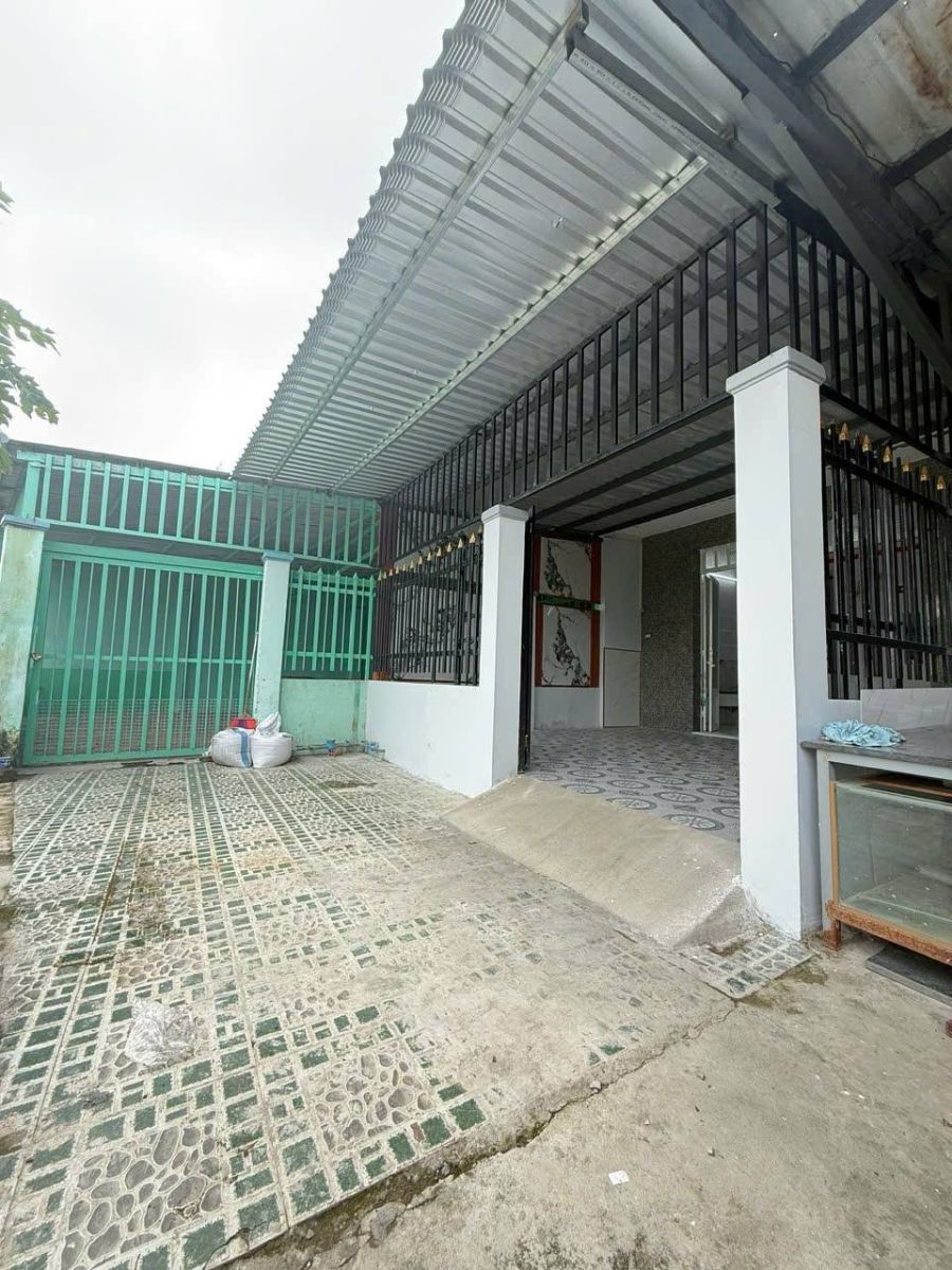 Bán nhà 1 trệt 1 lầu, đường rộng, pháp lý chuẩn - Nhà Đẹp Đất Tốt