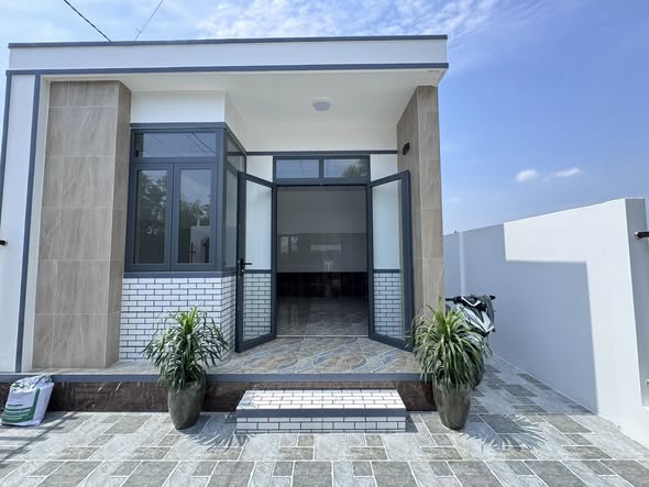 🏡 NHÀ CẤP 4 ĐƯỜNG NHỰA – VIEW KÊNH MÁT MẺ – XÃ VĨNH BÌNH, ĐỒNG THÁP