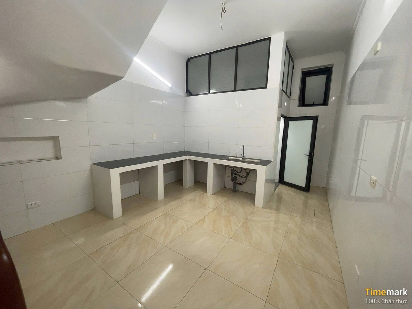 NHÀ 2 TẦNG MẶT ĐƯỜNG TRẦN PHÚ - PHÚC YÊN, KINH DOANH TỐT