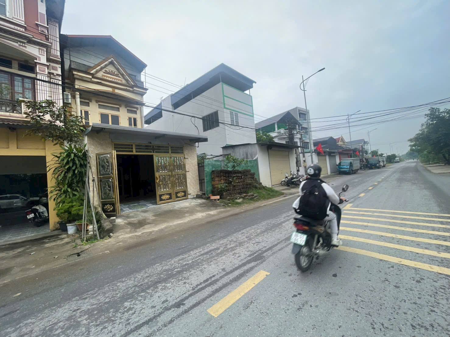 Bán đất trục chính 302 – Vị trí kinh doanh đẹp – 67,5m² Full Thổ Cư