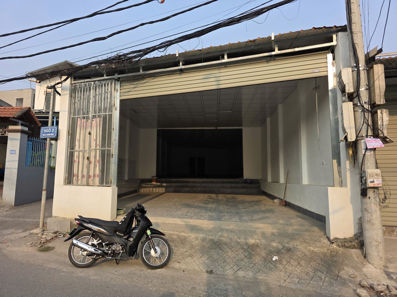 BÁN NHÀ CẤP 4 KHU HC 15 - LIÊN BẢO, TRUNG TÂM VĨNH YÊN, 2 MẶT TIỀN