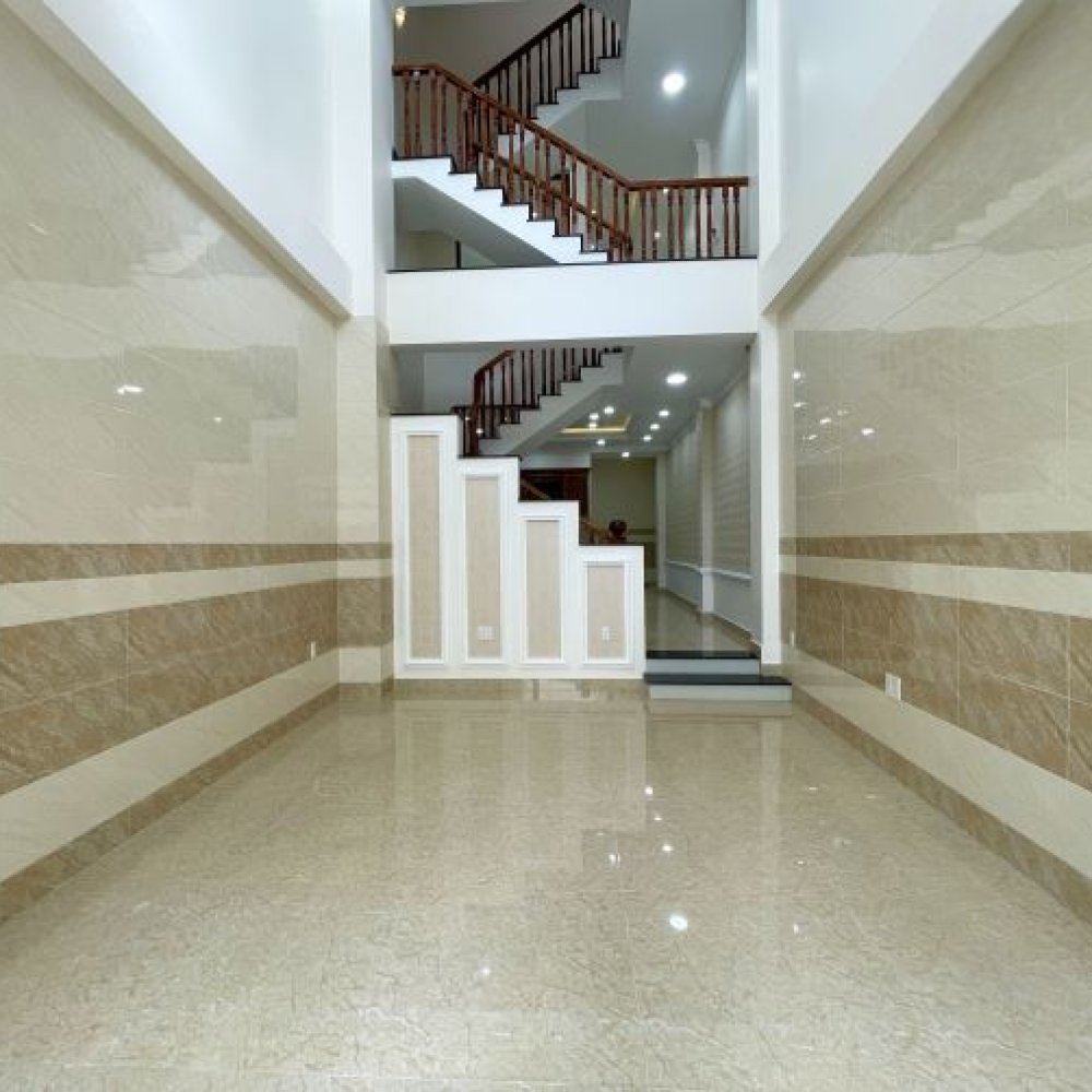 Bán nhà mặt phố Quốc Lộ 13, Hiệp Bình Phước