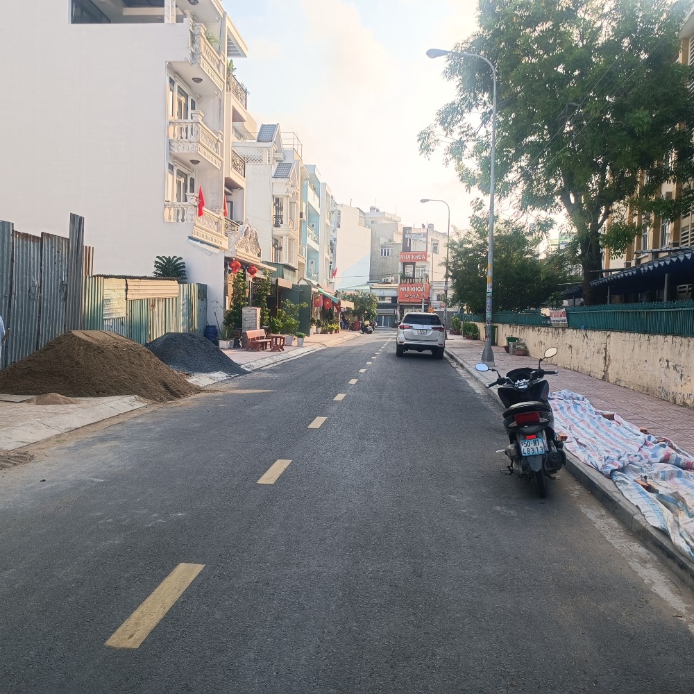 bán đất đường 3A khu dân cư Nam Hùng Vương diện tích 4 x 20 giá 8,2 tỷ thương lượng