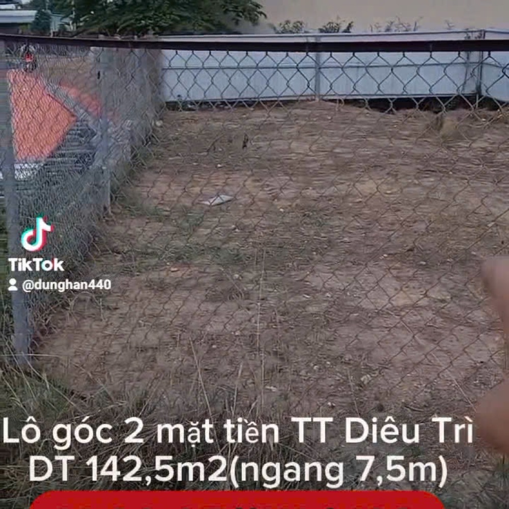 Bán lô góc 142m2, 2ty6, ĐT: 0339598095 ngay TT DIÊU TRÌ kề khu ĐT XANH DIÊU TRÌ