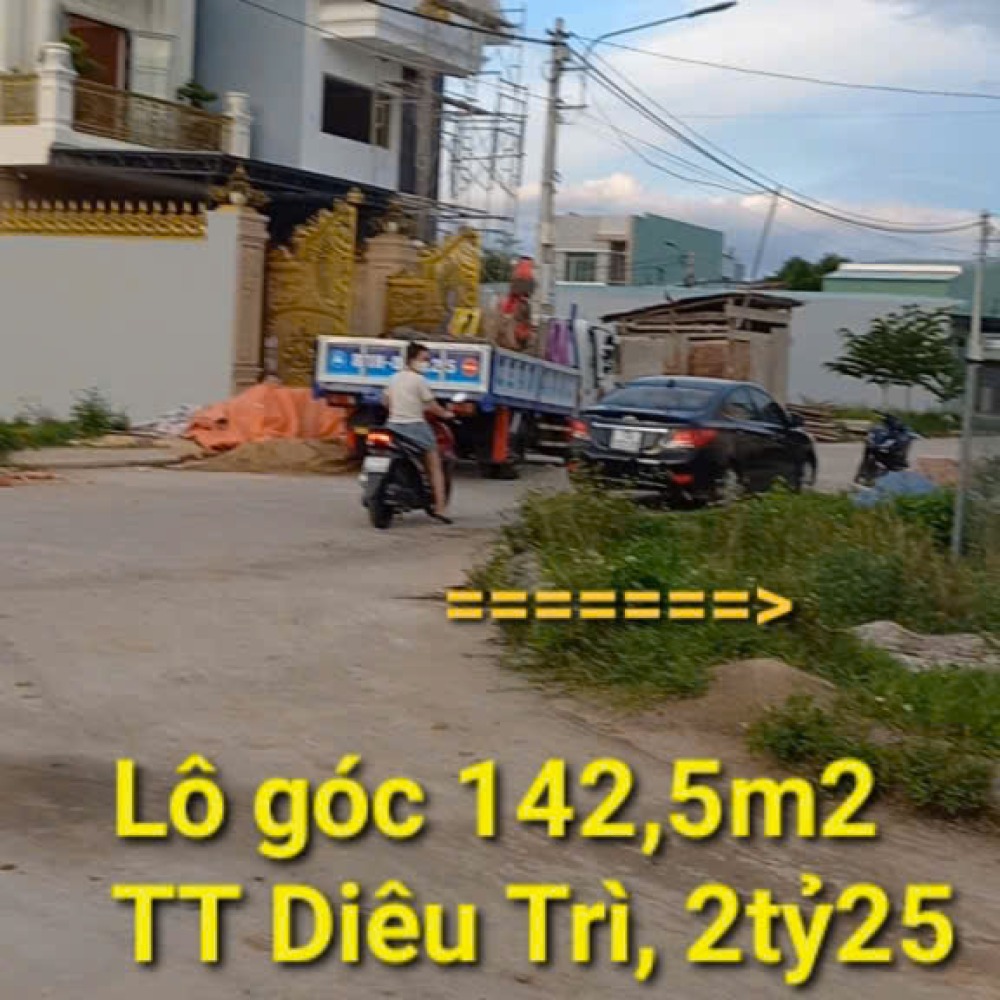 Bán lô góc 142m2, 2ty6, ĐT: 0339598095 ngay TT DIÊU TRÌ kề khu ĐT XANH DIÊU TRÌ
